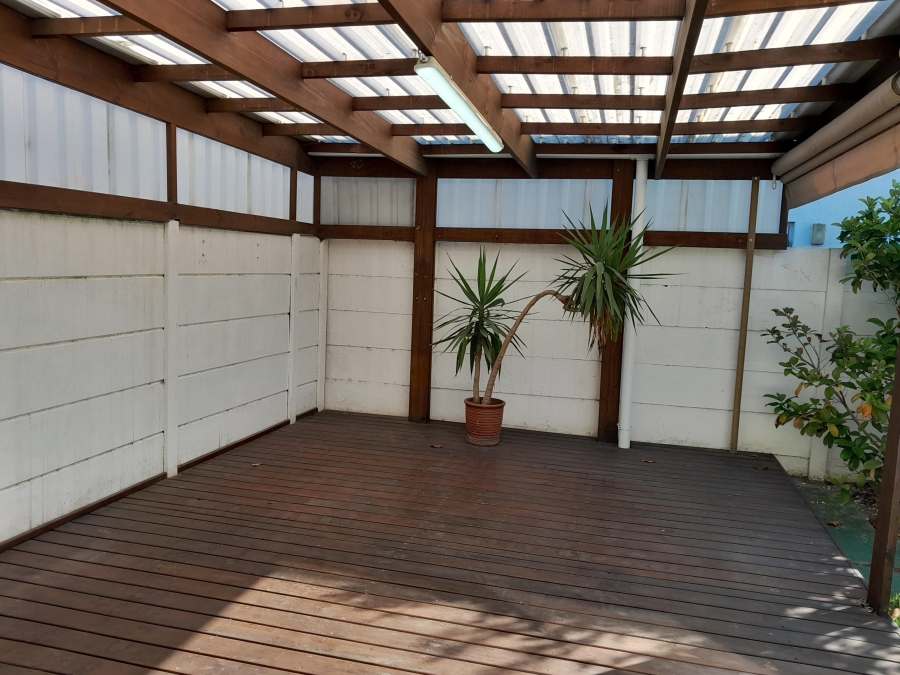 2 Bedroom Property for Sale in Thornton Western Cape
